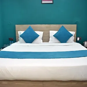 https://qotel-rama-rohini-sector-24-couple-friendly.hotelsdelhi.org