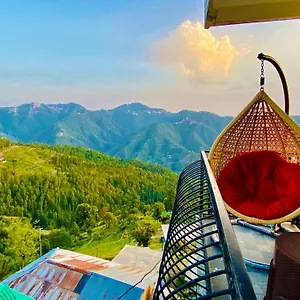 Royal Ace !! Mountain View Rooms!! Private Balcony!! Shimla