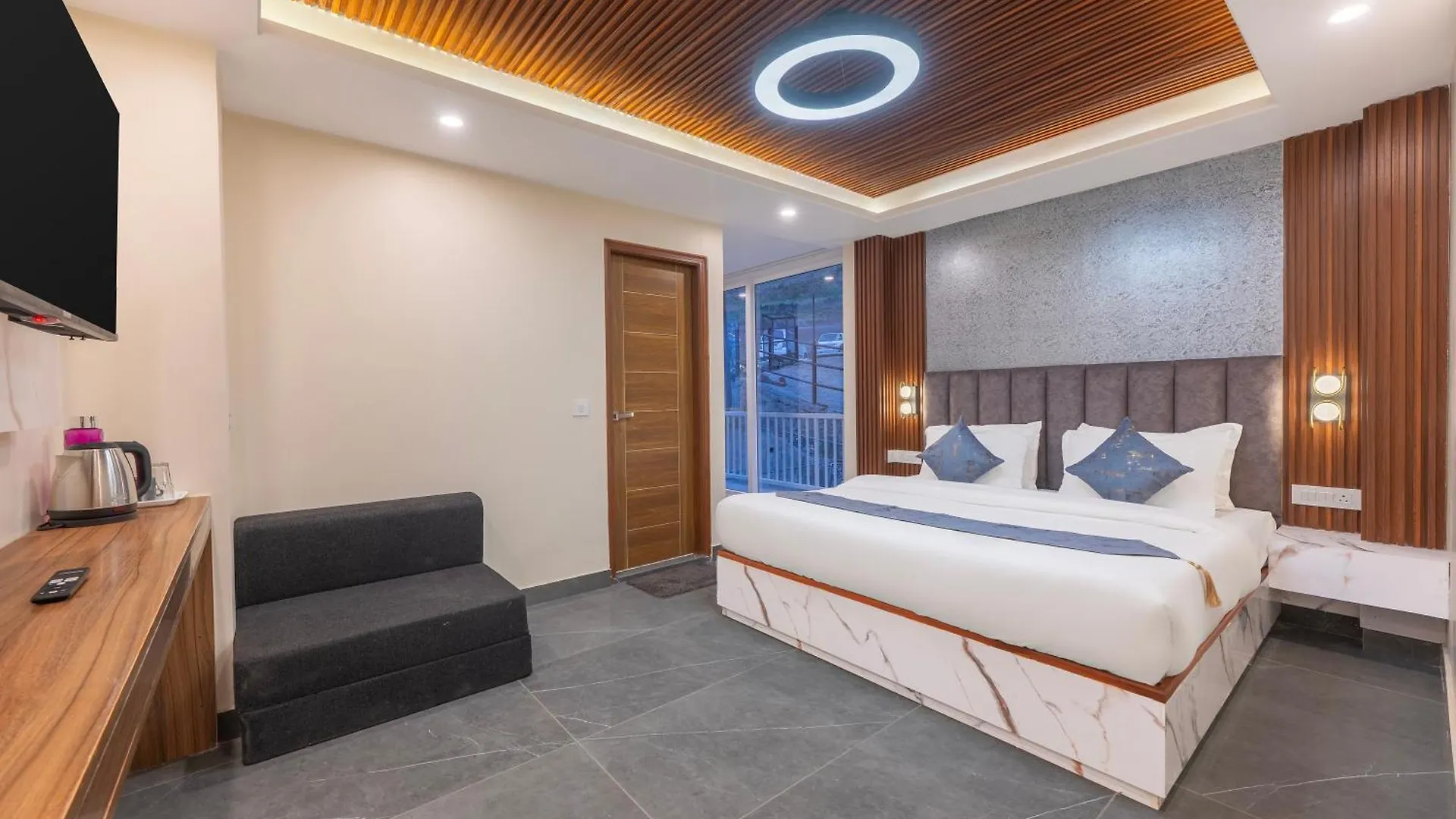 Snow Land Shimla Bed & Breakfast